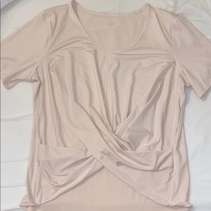Lululemon Cropped Short Sleeve t-shirt